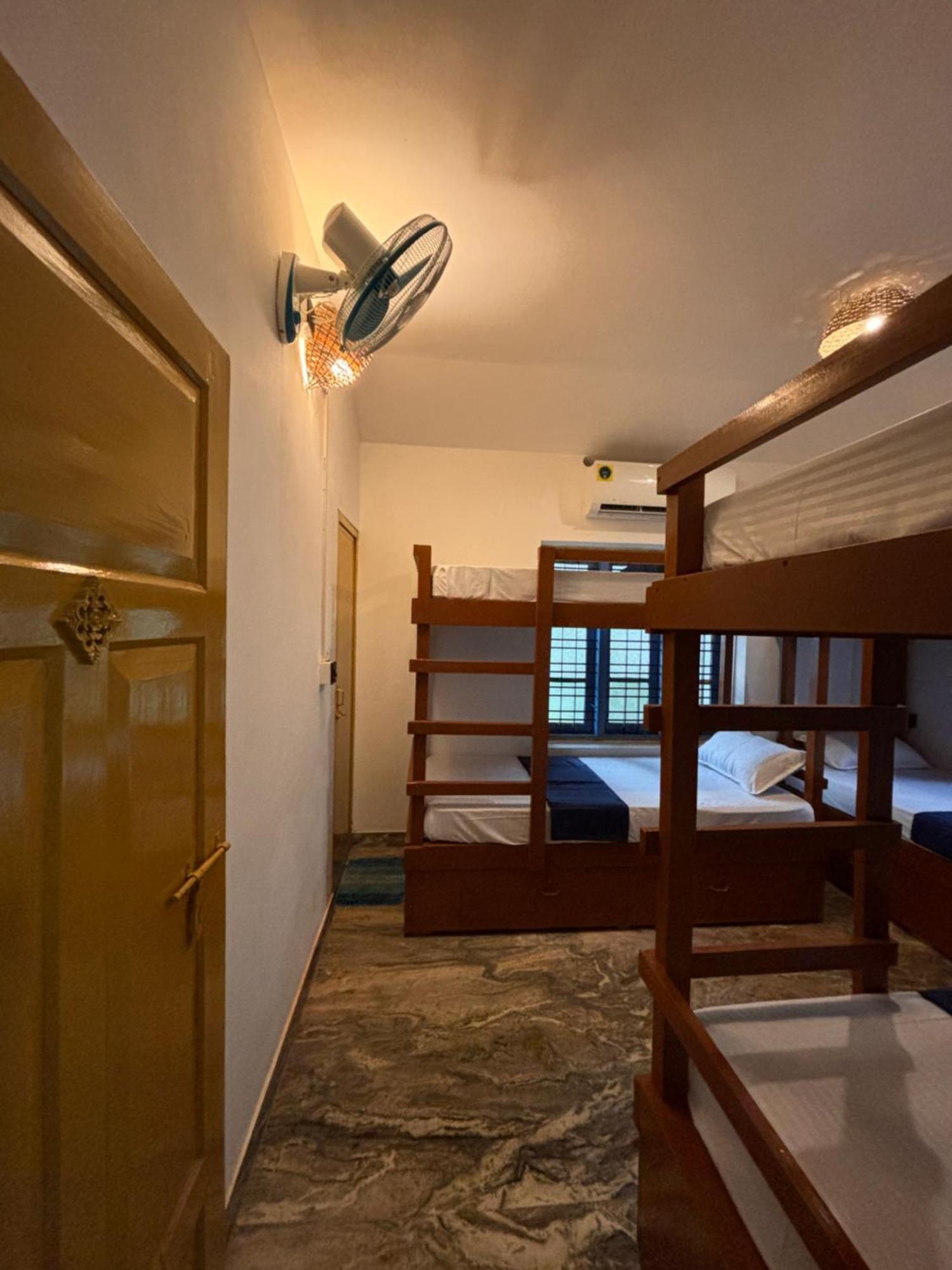 Barefoot Hostels, Varkala Eksteriør bilde